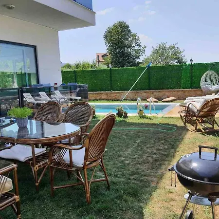 Captivating House With Pool Near Ski Center In Kartepe Near Sapanca Casa vacanze *